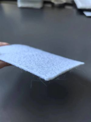 İki Kumaş Bir Membran Kompozit Geomembran 0.2 ~ 3mm Kalınlığı
