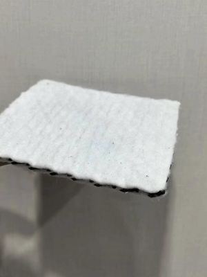Su birikimi ve yamaç koruma için üç boyutlu bileşik drenaj ağı