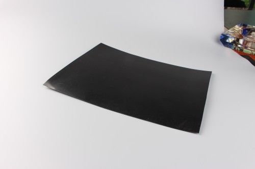 Yumuşak Yüzey HDPE Geomembranı Mükemmel Kimyasal Direnci 30m-100m Uzunluk