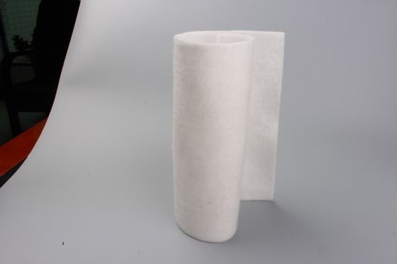 1m-6m Genişlik Staple Fiber Geotextile Uzun hizmet ömrü için korozyona ve kimyasallara dayanıklı