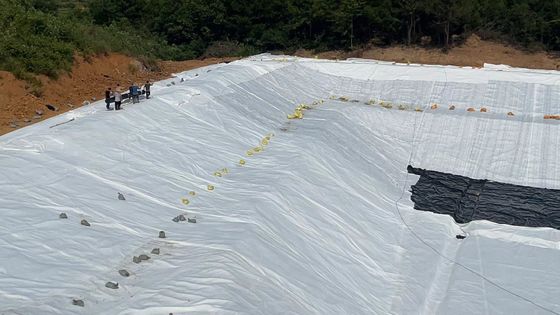 Optimal drenaj 3D kompozit drenaj ağ genişliği 2m-6m yüzey alt su yönetimi için çekim gücü ≥16kN/m