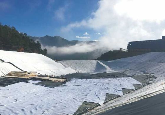 Zımba Elyaf Geotekstil Yüksek Su Geçirgenliği ve Drenaj İçin En İyi Çözüm