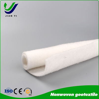 100% Polyester Filament Dokunulmamış Enjeksiyon Uzun Elyaflı Geotekstil Güçlü Kumaş Ağır İş Projeleri İçin Beyaz ve Yeşil