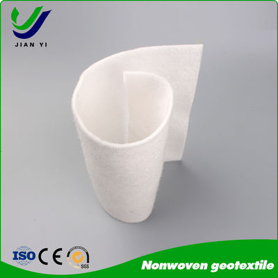 100% Polyester Filament Dokunulmamış Enjeksiyon Uzun Elyaflı Geotekstil Güçlü Kumaş Ağır İş Projeleri İçin Beyaz ve Yeşil