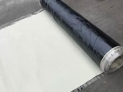 EVA300 & EVA500 Mükemmel Delinme Direnci ve Yüksek Çekme Dayanımına Sahip Mühendislik Sızdırmazlığı İçin Bobinli Sentetik Polimer Su Geçirmez Membran